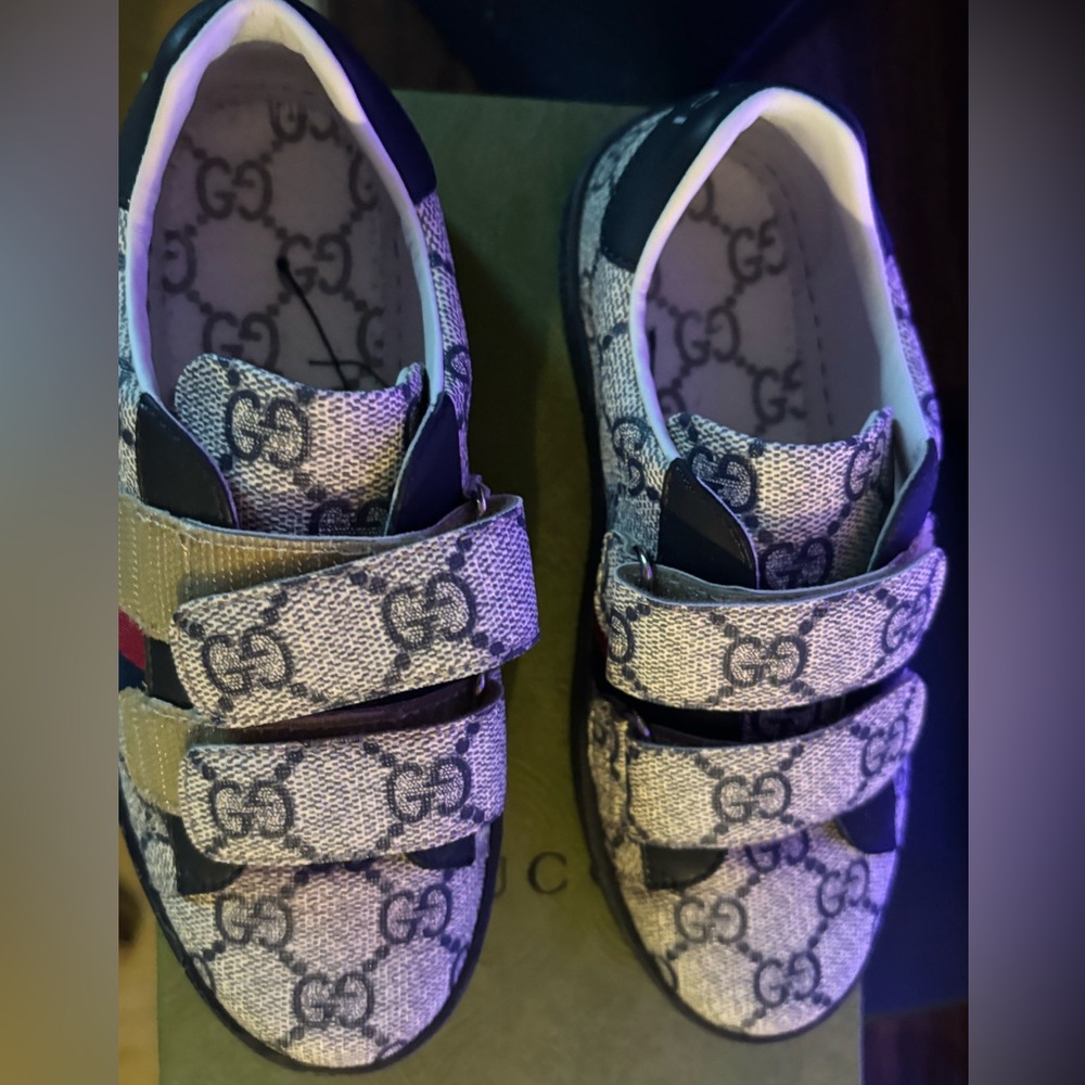 Gucci boys shoes